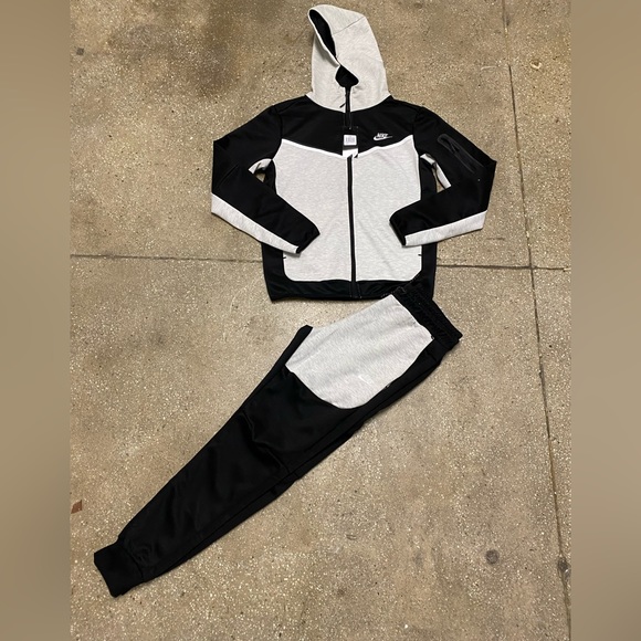 cheap nike sweat suits womens